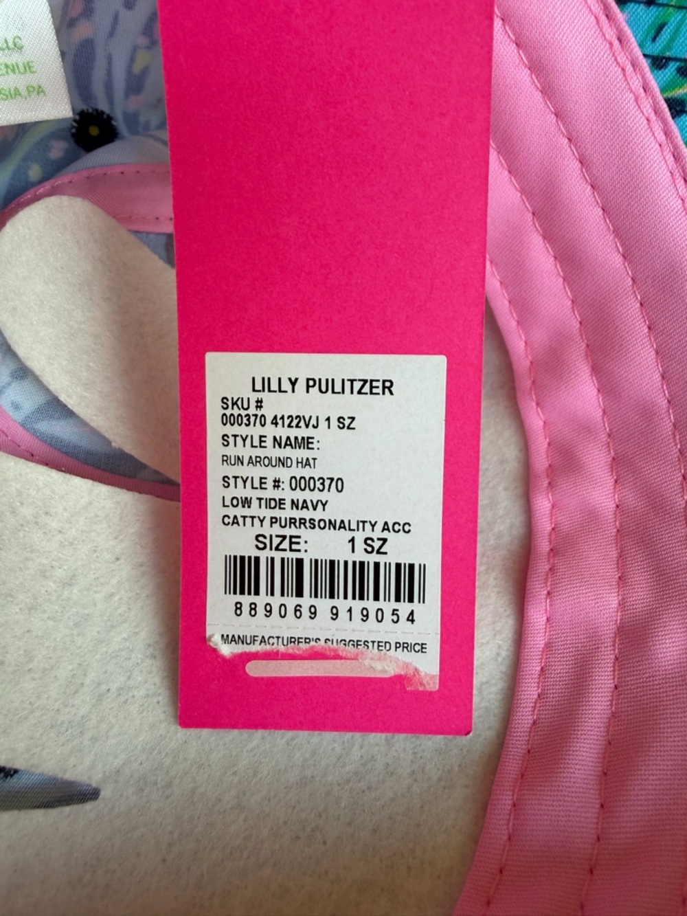 Lilly Pulitzer Catty Purrsonality Run Around Cap NWT - Picture 6 of 6